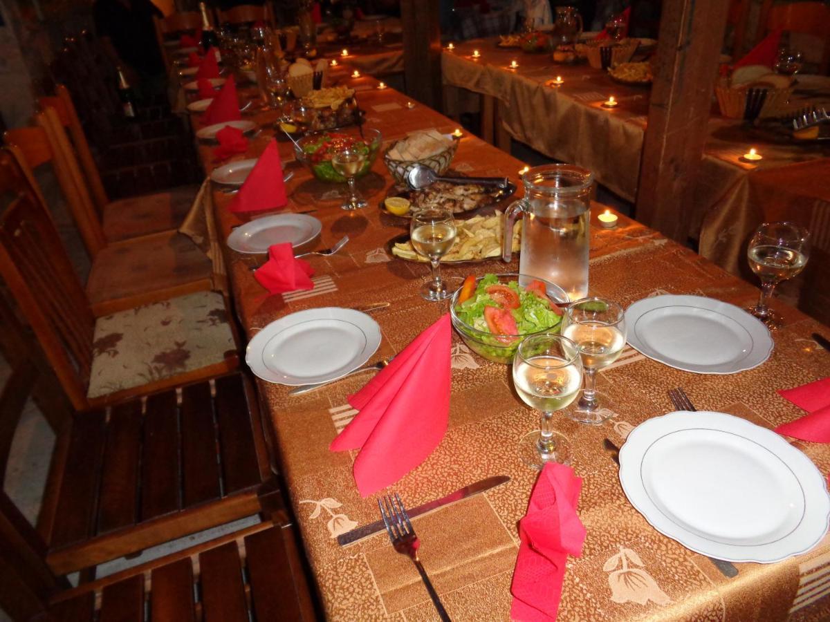 Velco Bb Himara Bed & Breakfast Eksteriør bilde